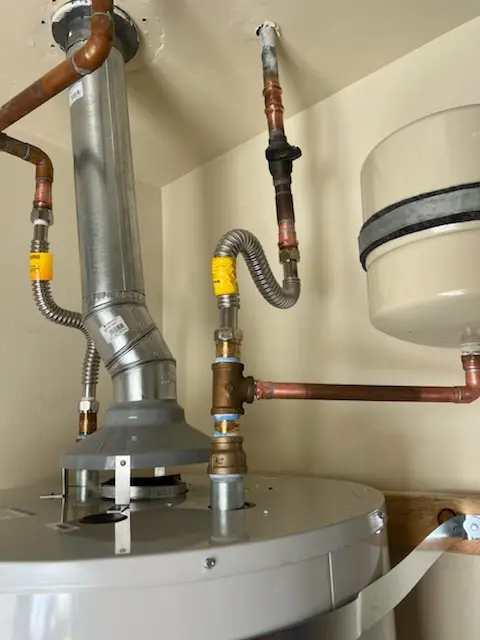 Water heater installation and plumbing repair in Benjamins Landing